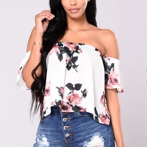 Fashion Nova  floral top, white/floral size medium